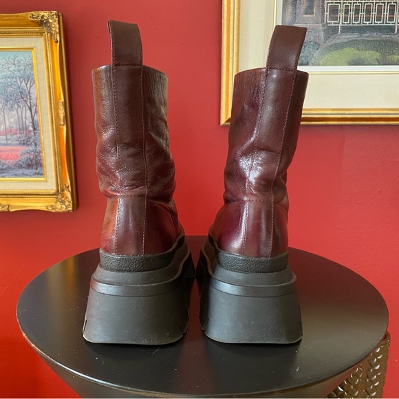 〰️ Zara Chucky Platform Sole Boots Lug-Sole Combat Boots in Burgundy Leather 〰️ - Picture 2 of 12